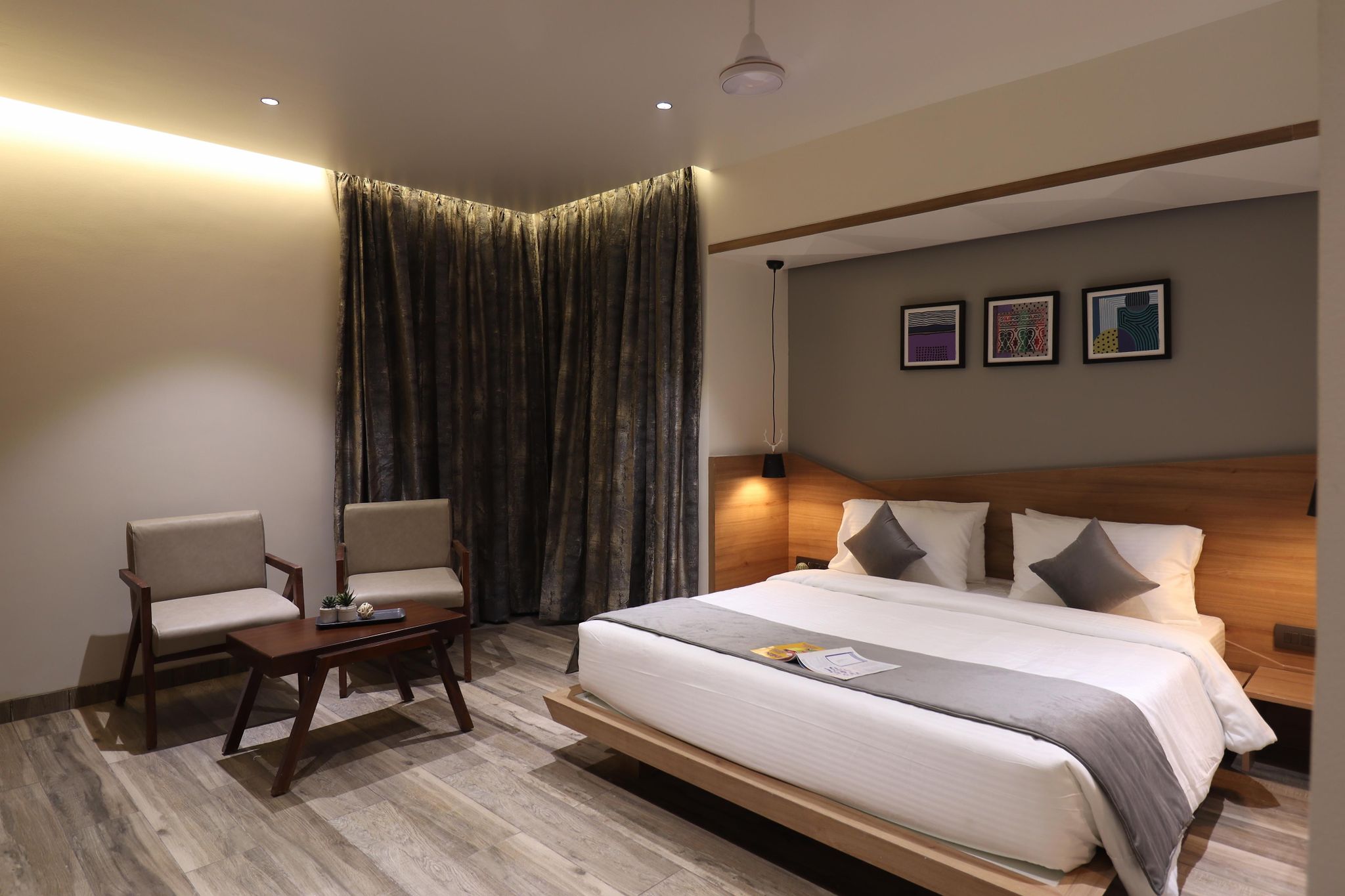 Hotel Chitra Executive Premium Room 4