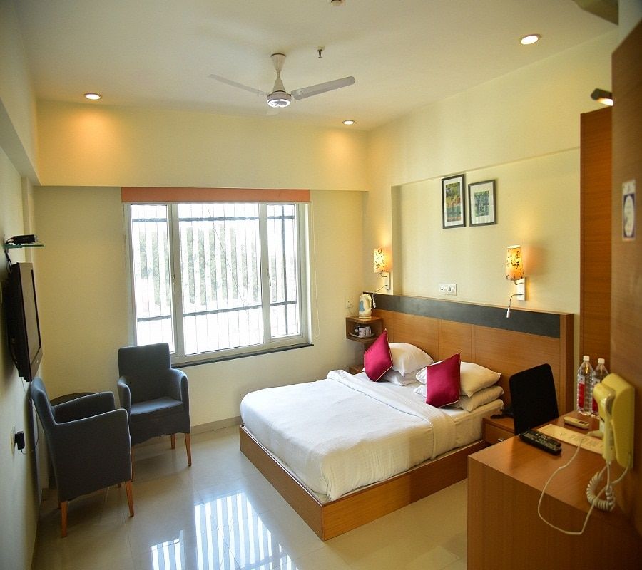 image_4296682_6b8c57af-e0f3-4773-baf1-63bcc8973309