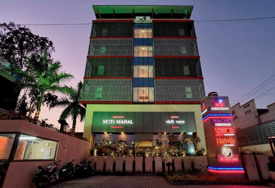 Hi 5 Hotel And Experience