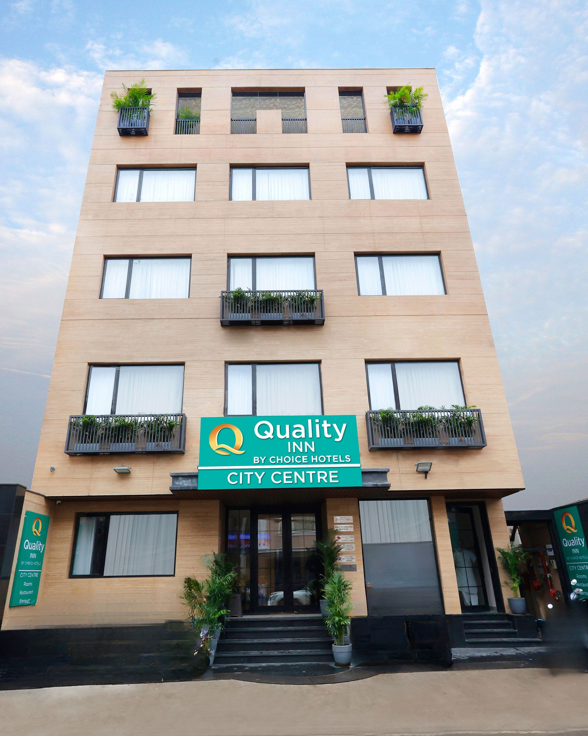 Quality Inn City Centre Varanasi