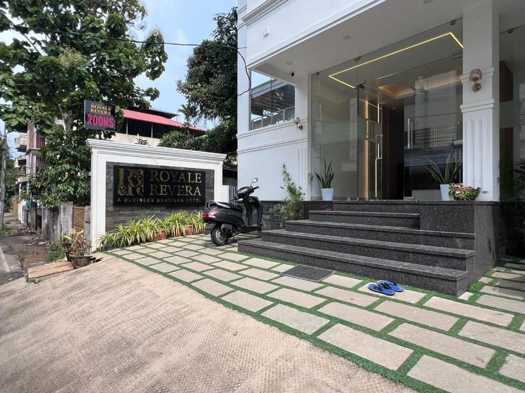 Hotel Exterior