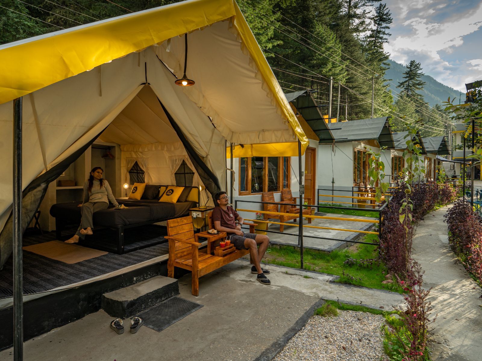 The Hosteller Kasol Riverside