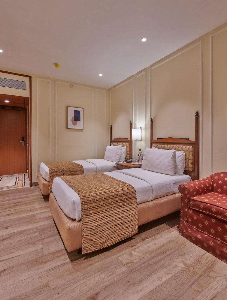 Executive Room, 1 Double or 2 Twin Beds