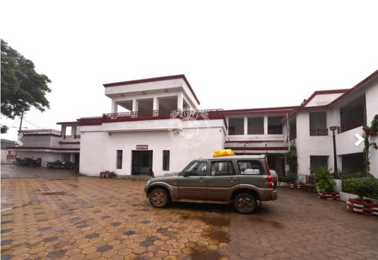 undefined MPT Tourist Bungalow 8