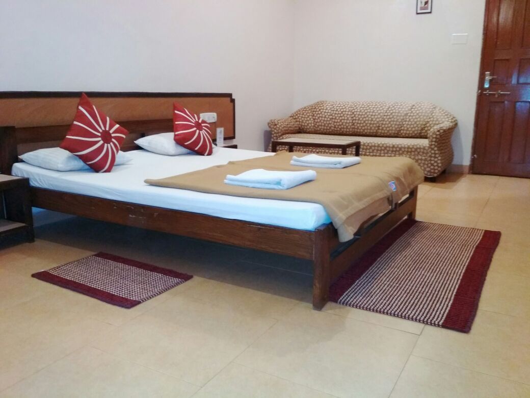 Hotel Durvankur Superior AC Room 3