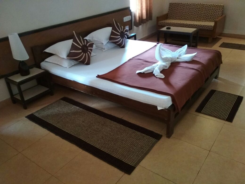 Hotel Durvankur Superior AC Room