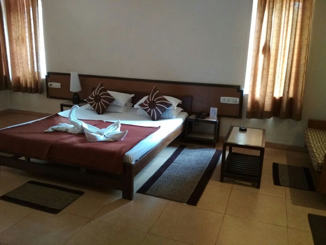 Hotel Durvankur Superior AC Room 2