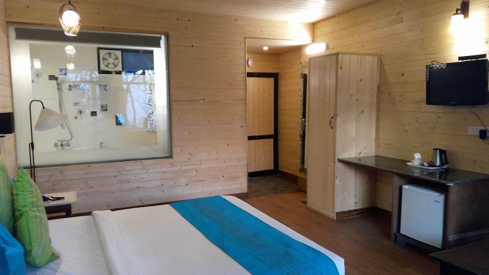 Premium Double Room, 1 Bedroom, Smoking, Garden View