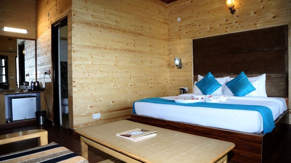 Winnies Holiday Resort Deluxe Room 2