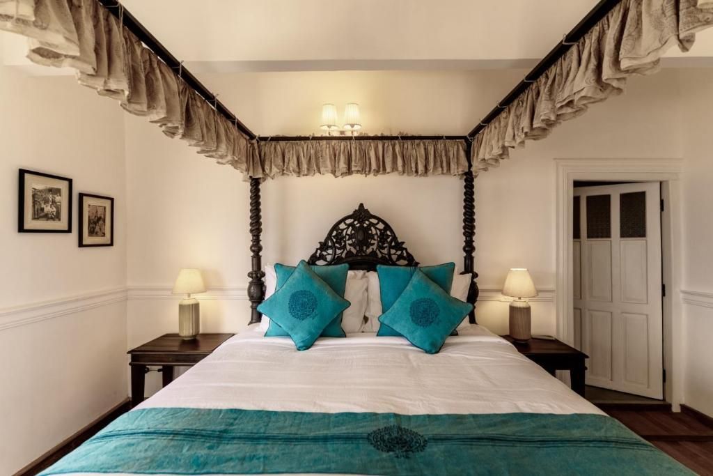 Full Bungalow Room