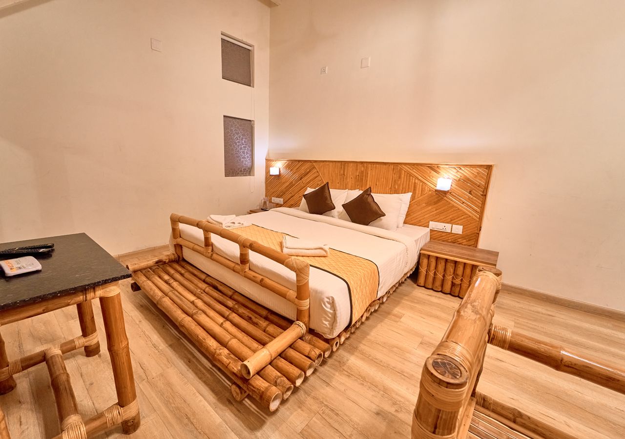 Aj Gable Clouds Homestay by Voye Homes Bamboo Suite Room 7