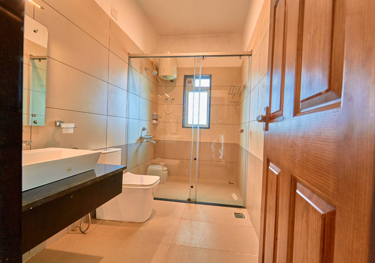 Aj Gable Clouds Homestay by Voye Homes Bamboo Suite Room 10