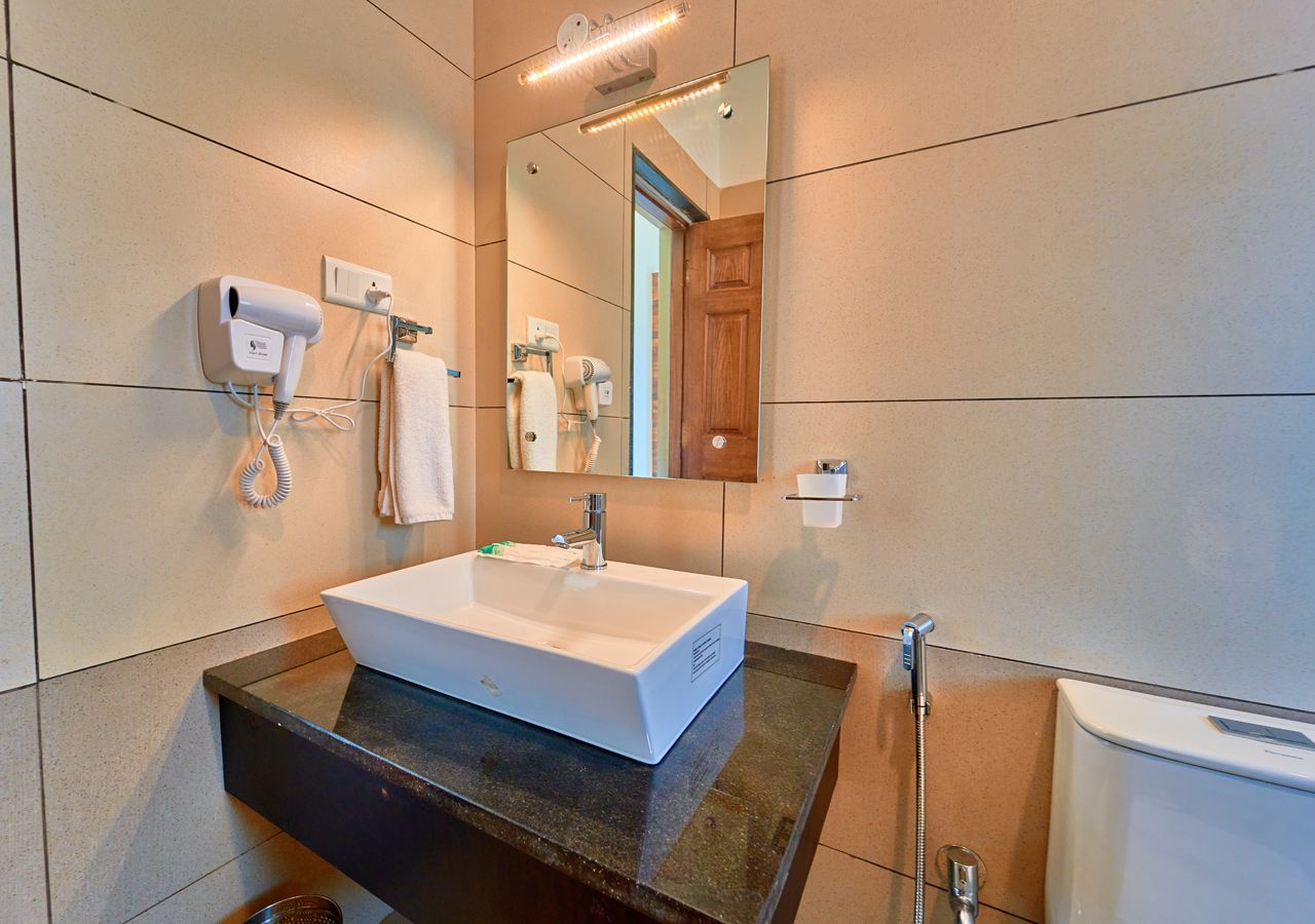 Aj Gable Clouds Homestay by Voye Homes Bamboo Suite Room 8