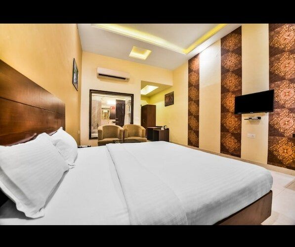 Hotel Amrit Manthan Standard Room 2