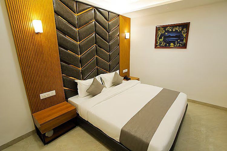 Hotel The Grand Silver room