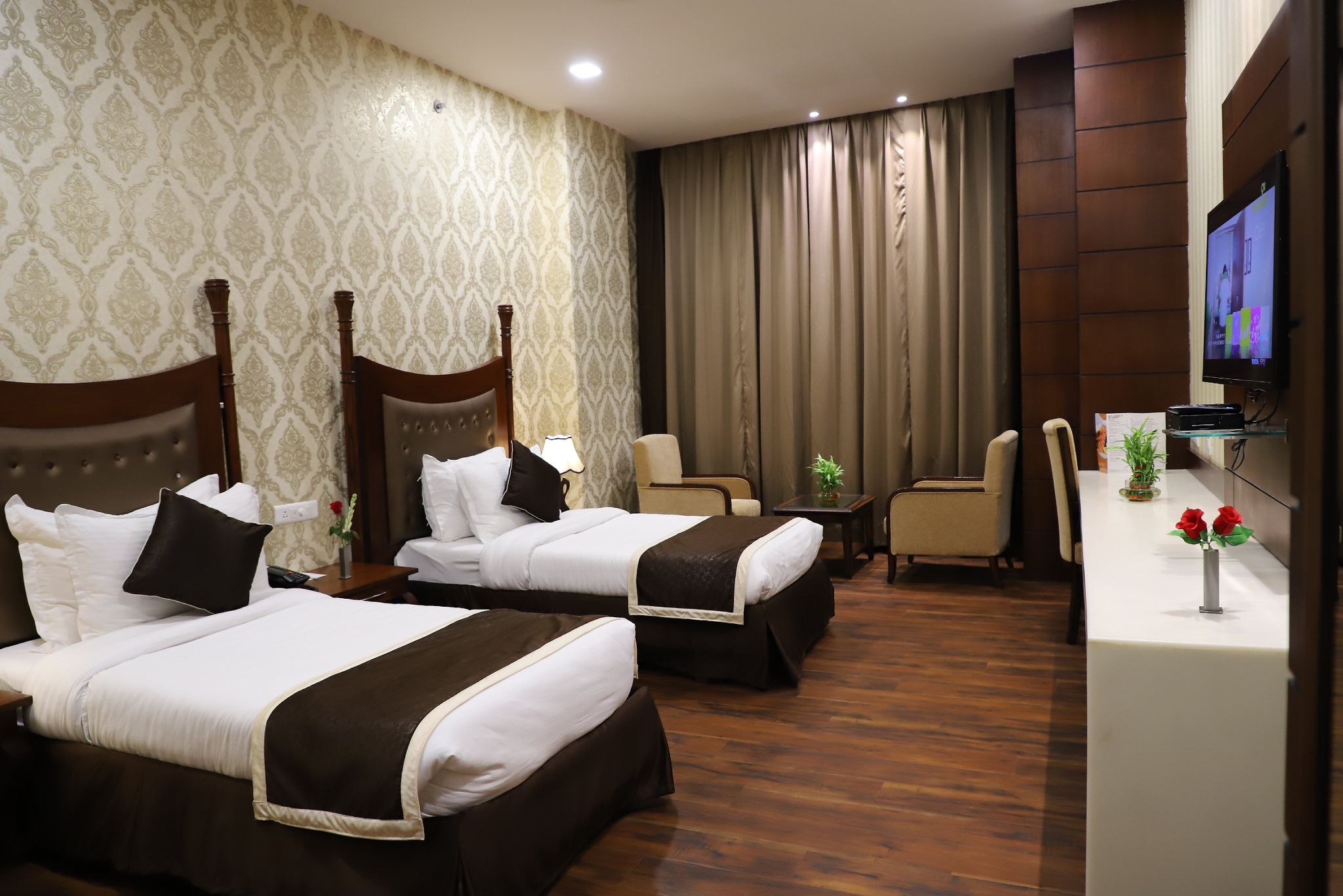 HOTEL VRC Executive Room 7