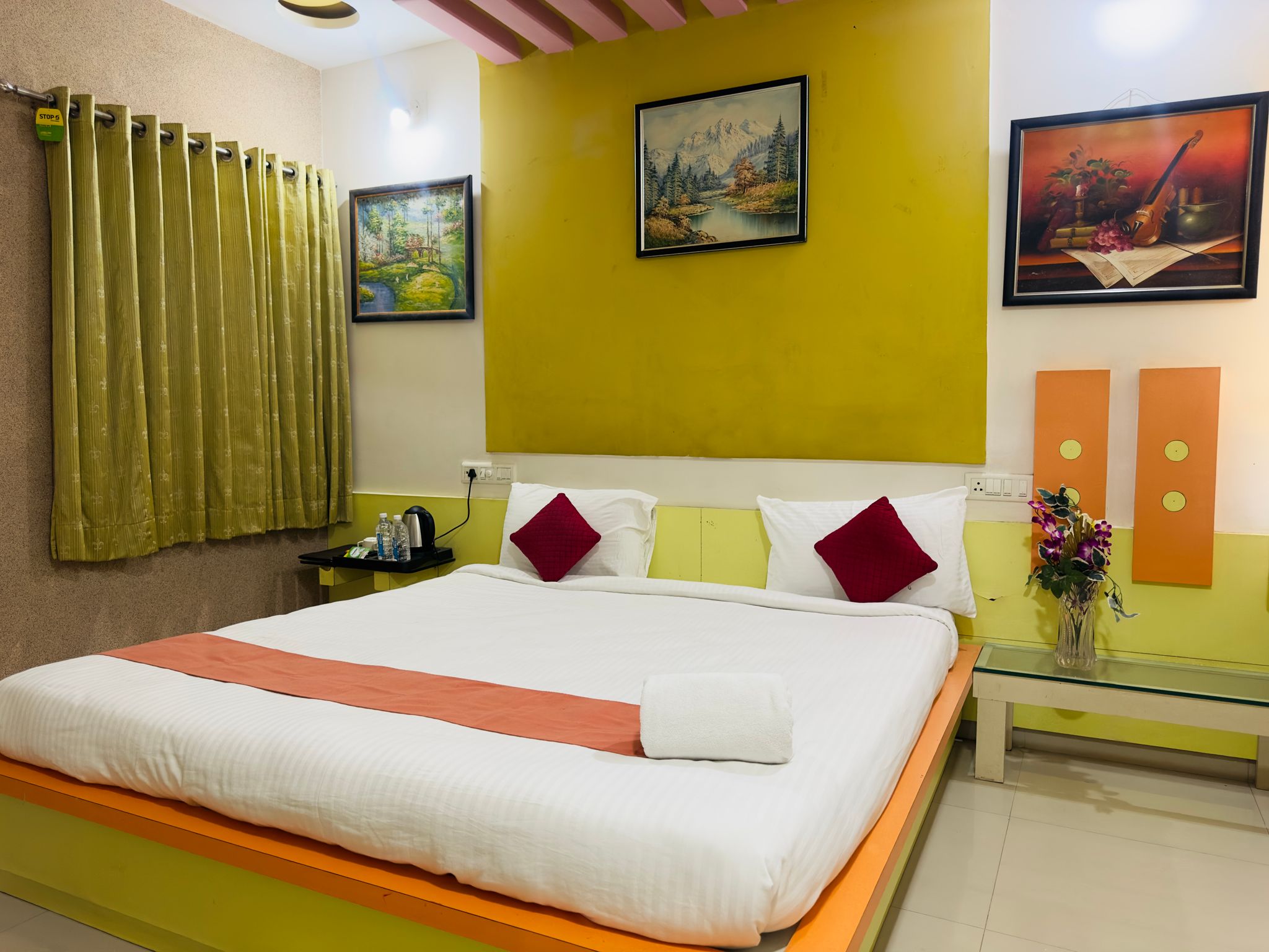 Nilkanth Resort - Best Resort in Anand Deluxe AC Room 5