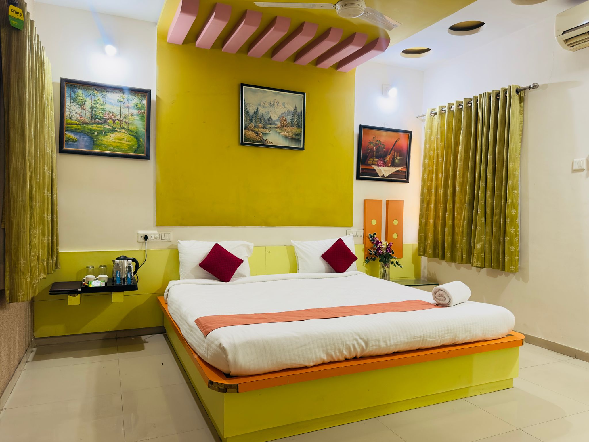 Nilkanth Resort - Best Resort in Anand Deluxe AC Room 2
