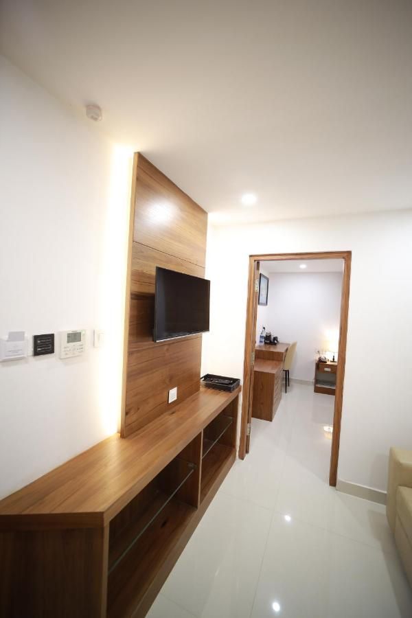 Royal Residency Suite Room 10