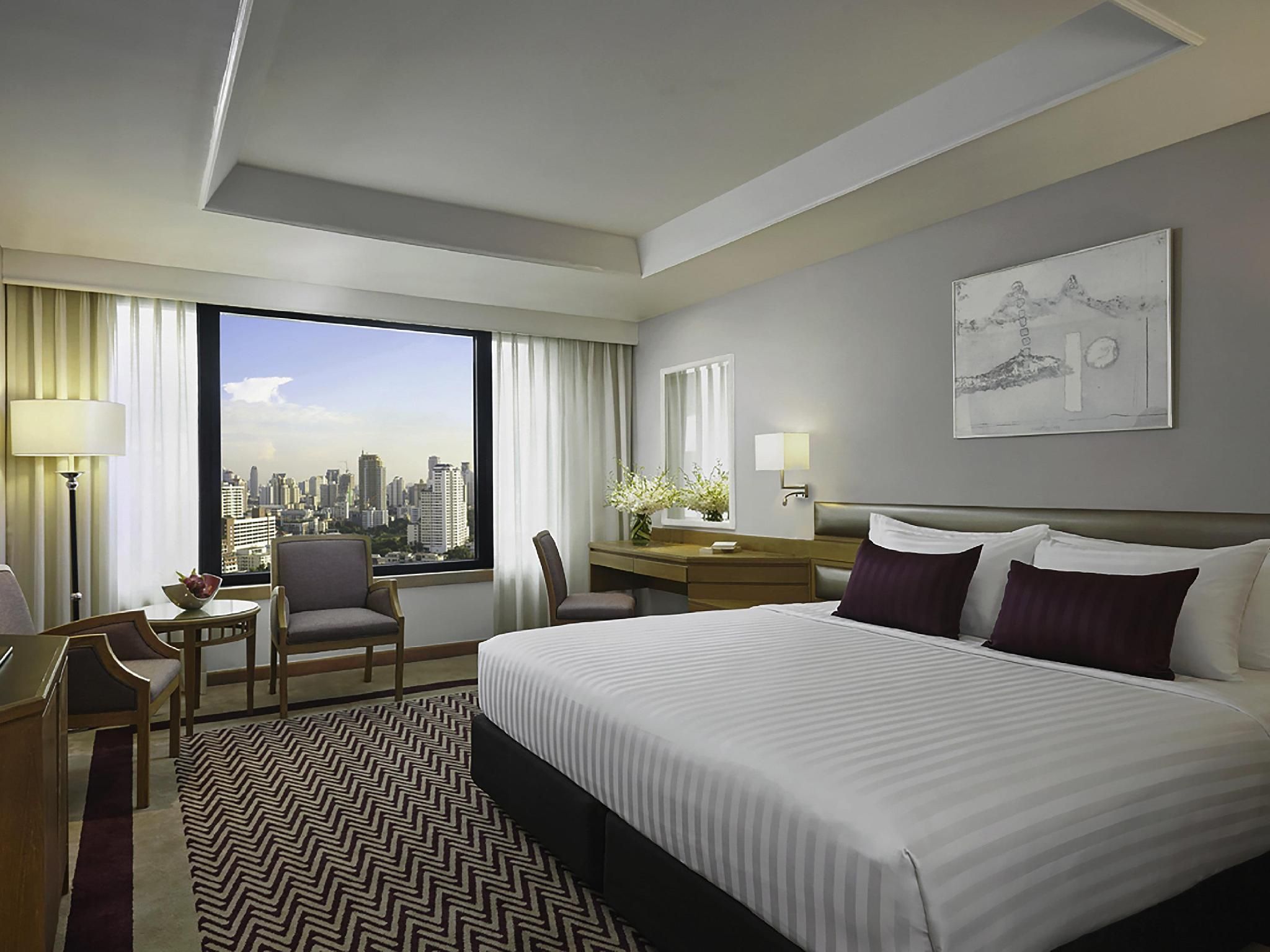 Grand Mercure Bangkok Atrium Superior Room with 1 King Bed 4