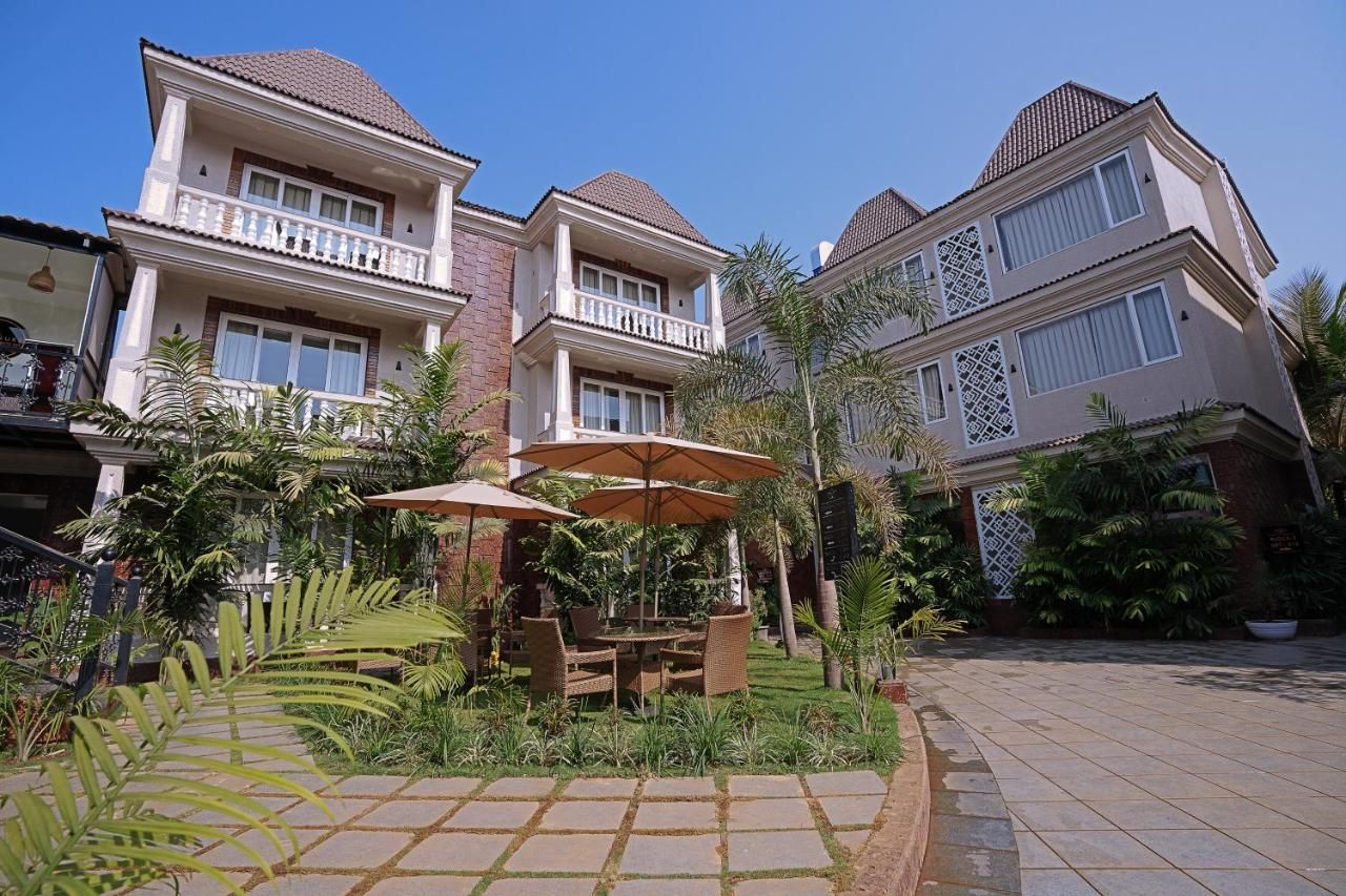 Grand Continent Anjuna Goa A Sarovar Portico