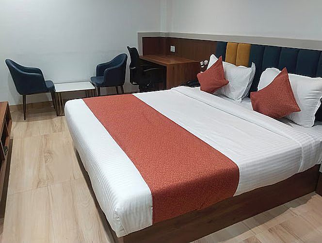 Hotel Rudravue Standard Room 4