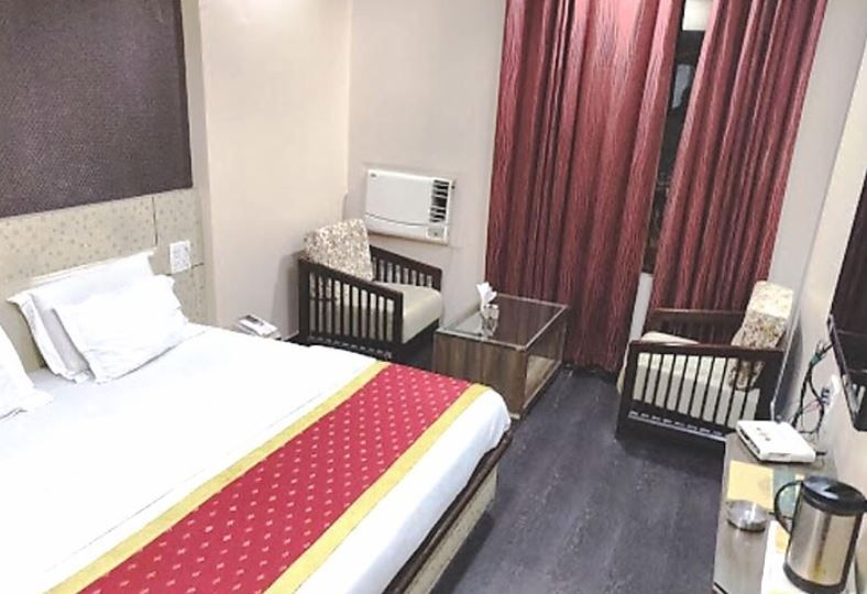 VIP Room with 2 hours Early Checkin and Late Checkout