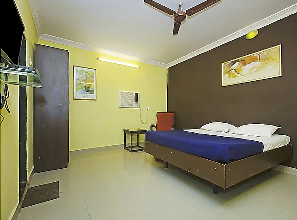 Tourist Resort Gorai Deluxe Room AC 2