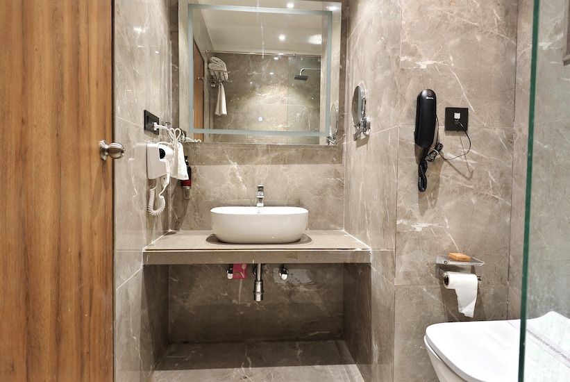 The Sky Imperial Hotel Kailash Imperial Twin Bed Room 7