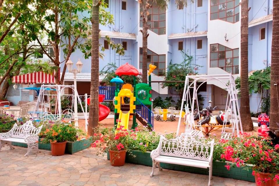 undefined Avion Holiday Resort 8