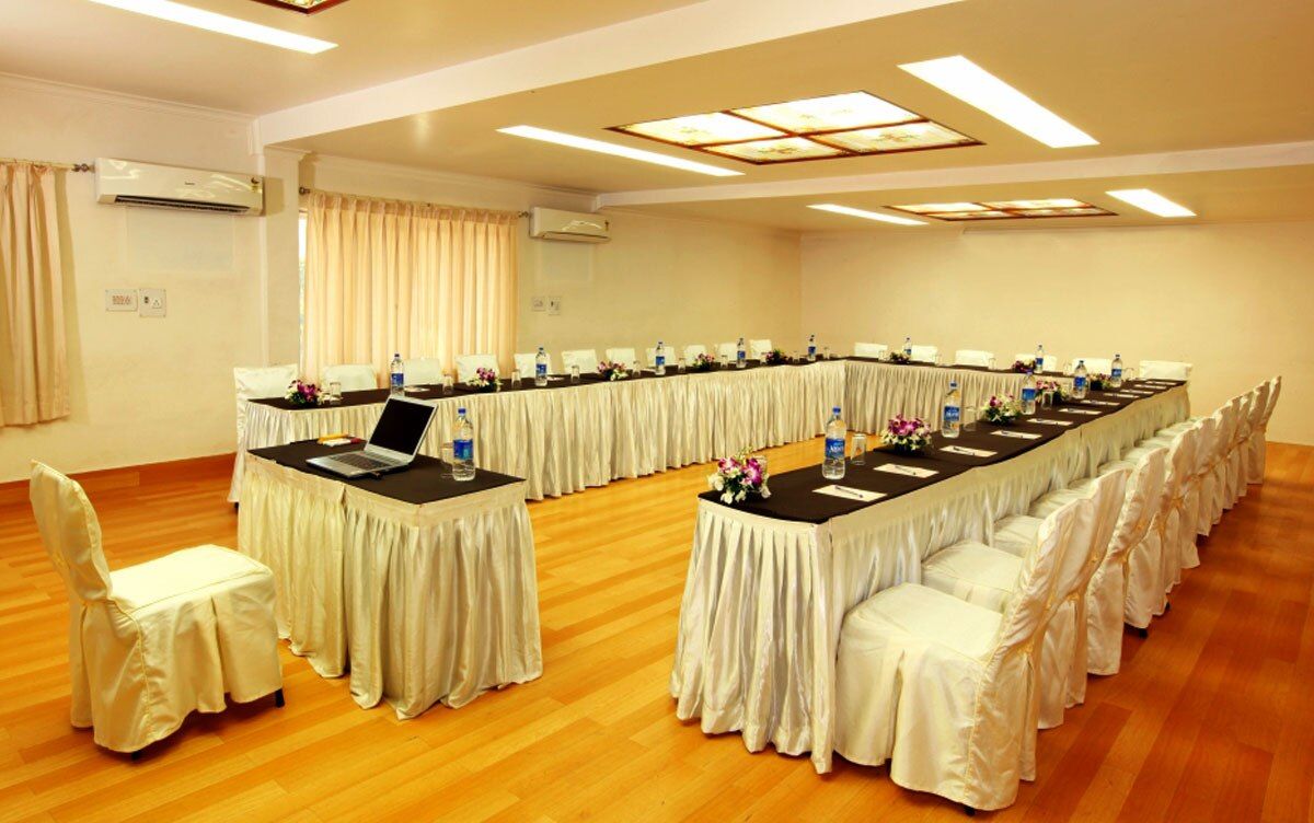 undefined Avion Holiday Resort 5