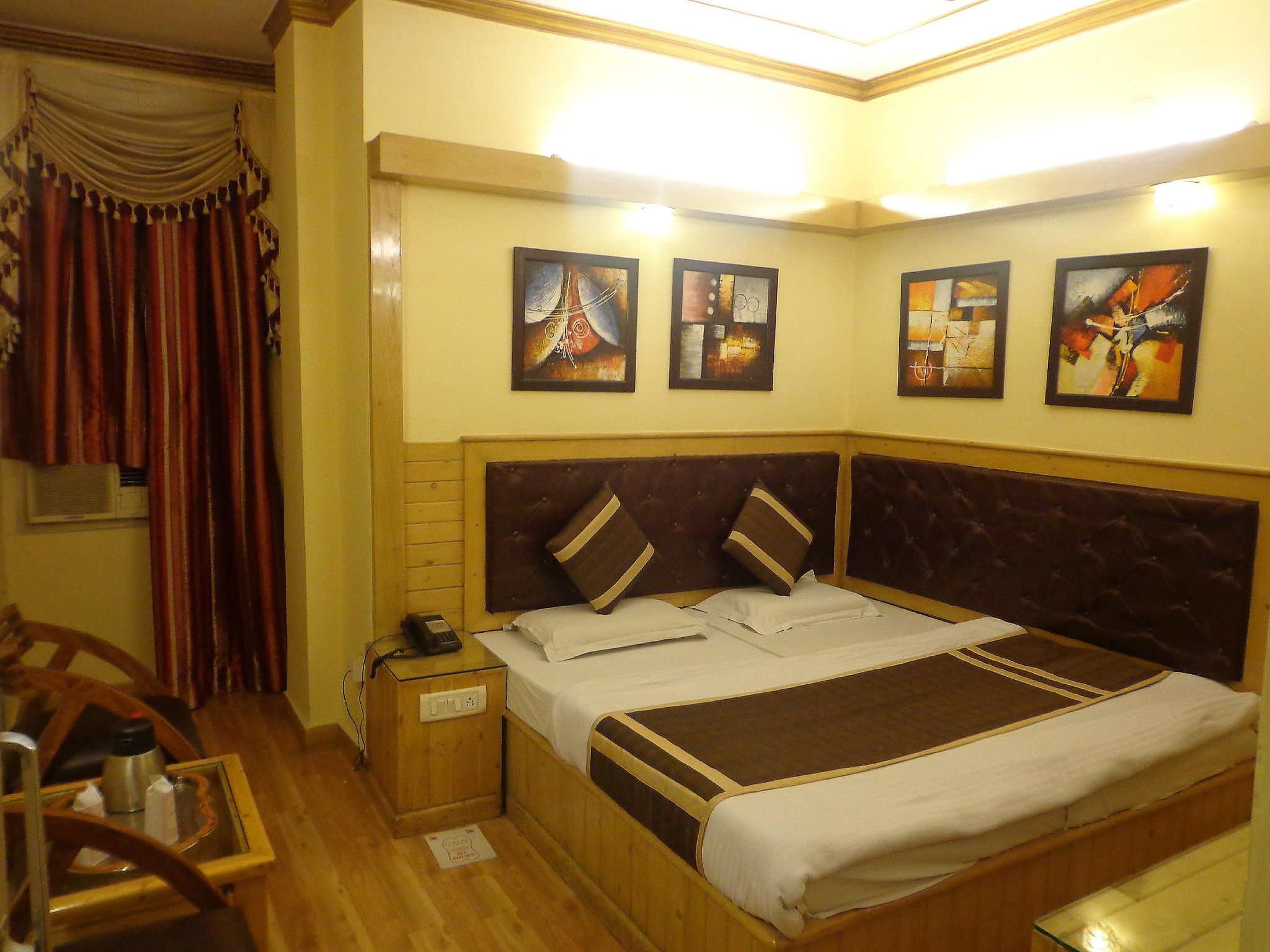 Hotel Lal's Haveli Deluxe Room