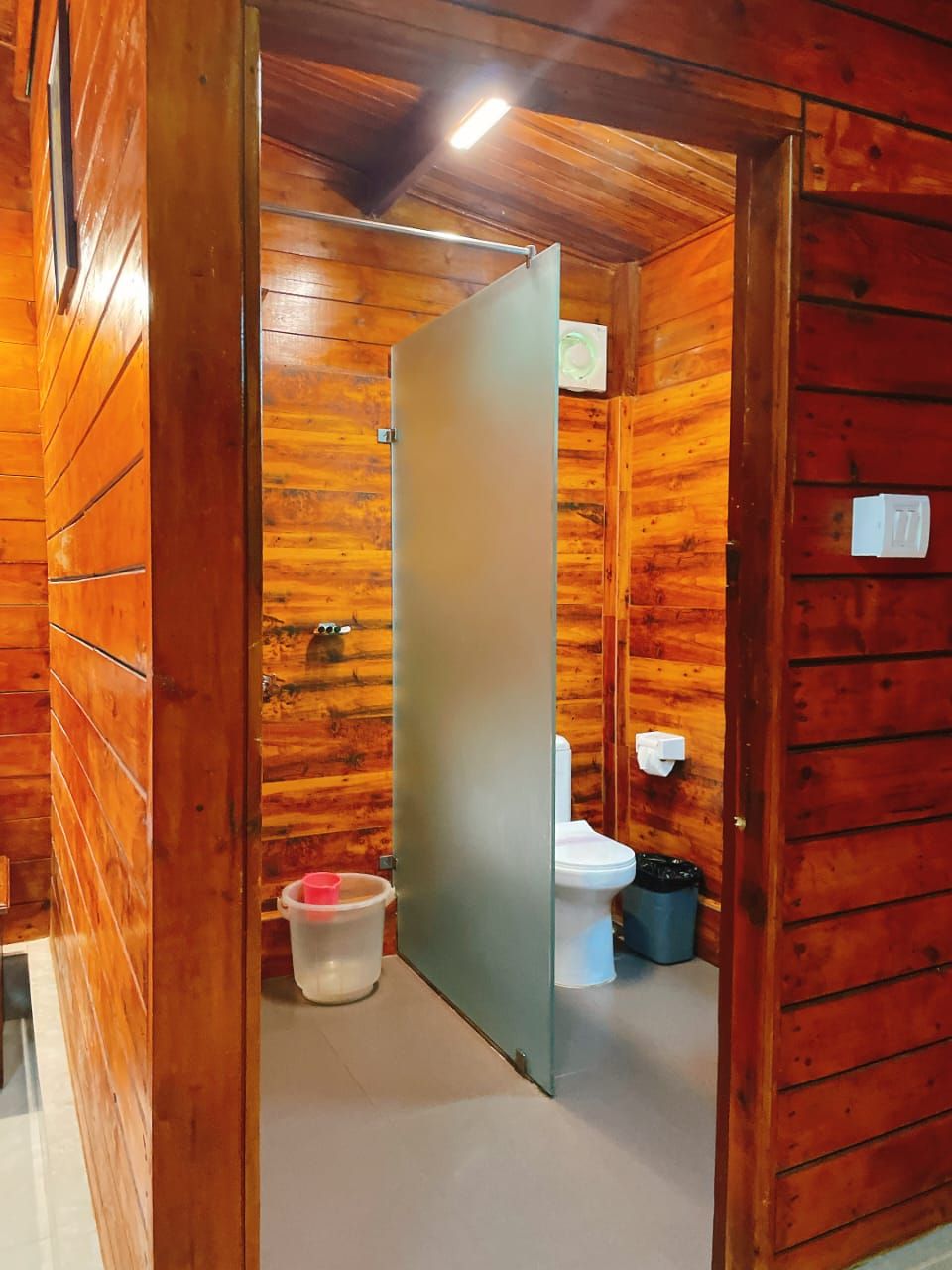 Wooden Chalet - Sea Facing