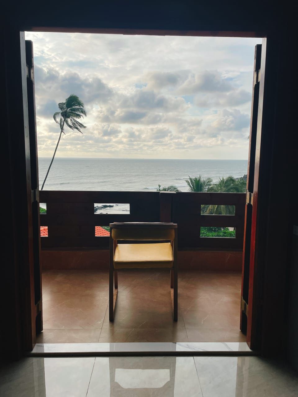 Wooden Chalet - Sea Facing