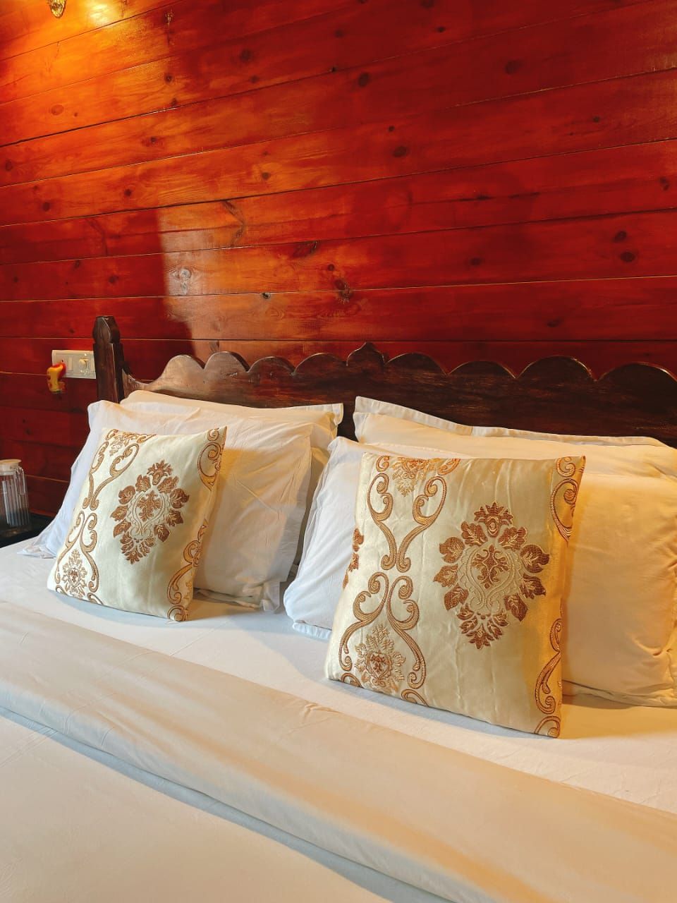 Wooden Chalet - Sea Facing