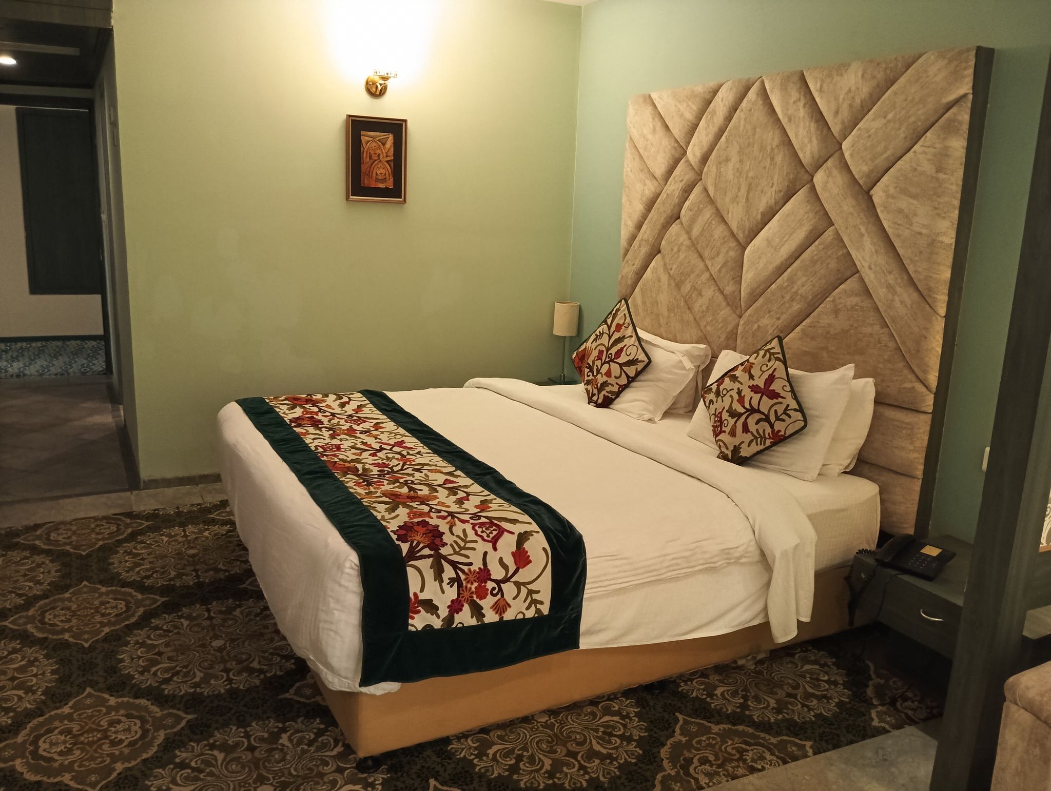 Premium Room (Shrine View)