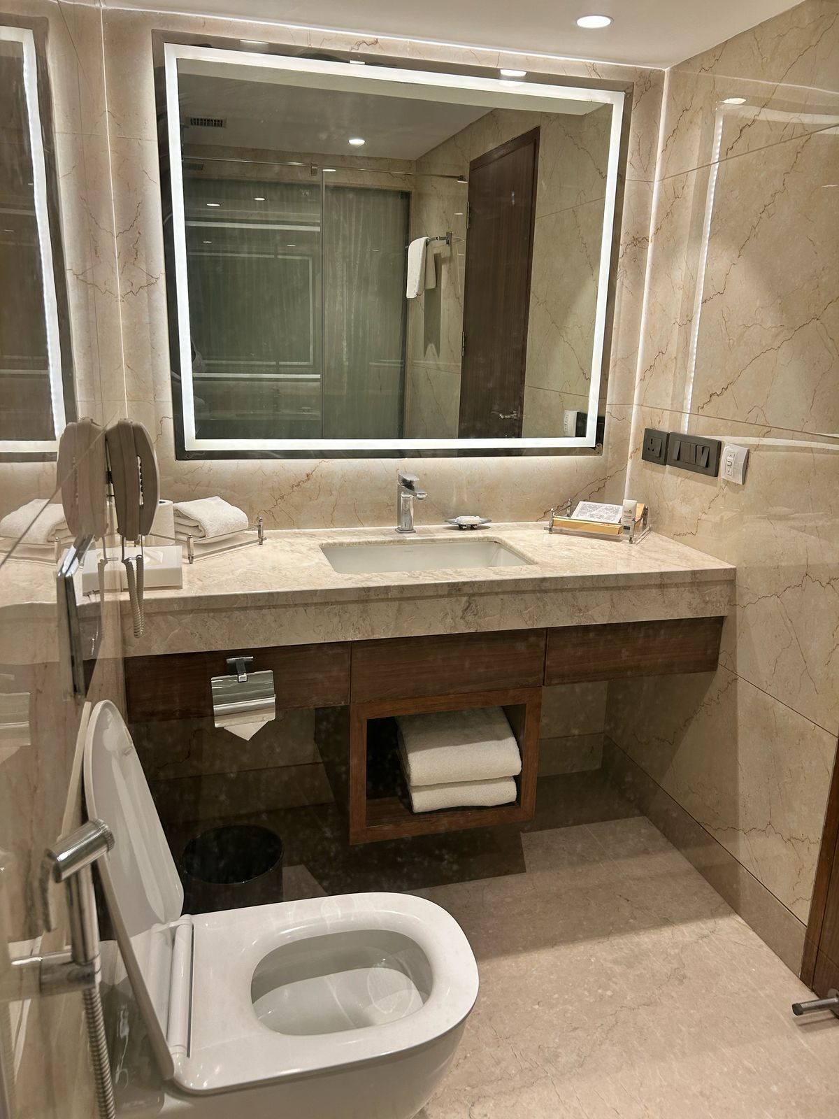 Jaypee Siddharth Deluxe Room  3