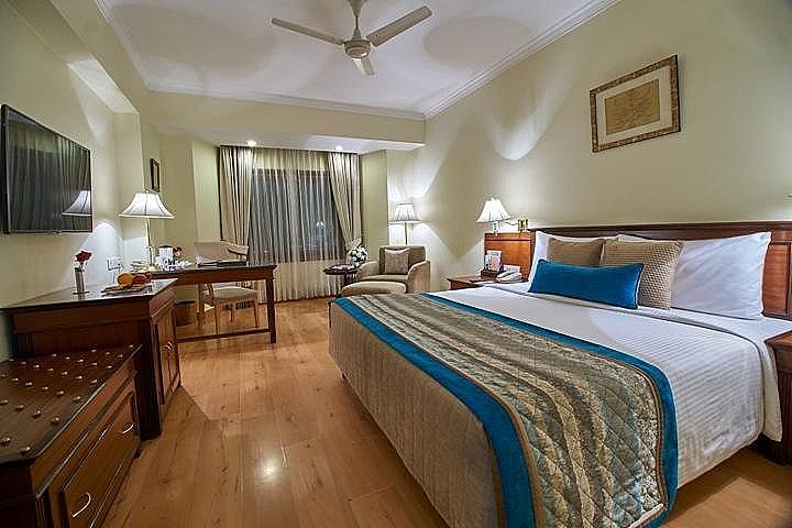 Jaypee Vasant Continental Deluxe Room
