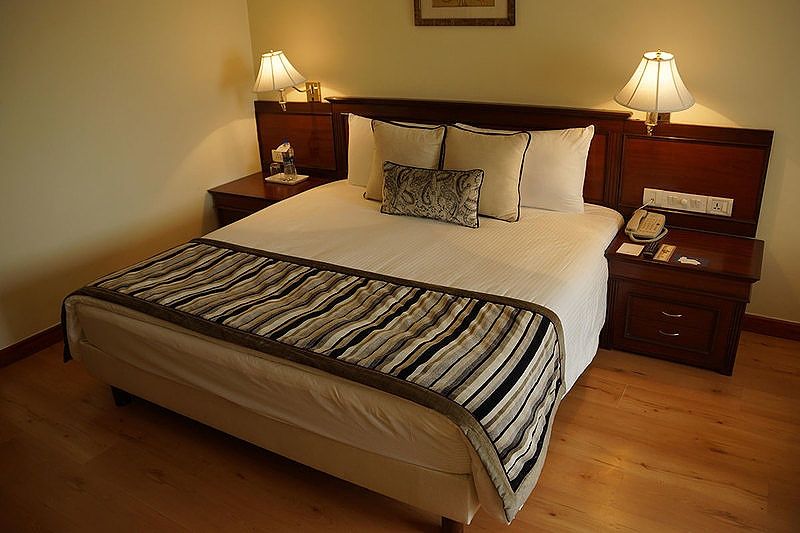 Jaypee Vasant Continental Deluxe Room 2