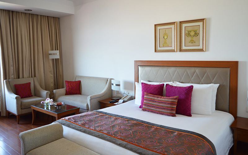 Jaypee Residency Manor Executive Room (Residency Tower)