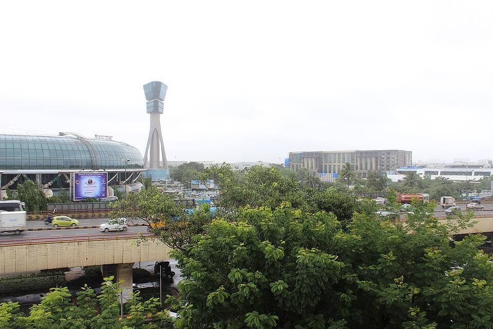 undefined Avion Hotel 2