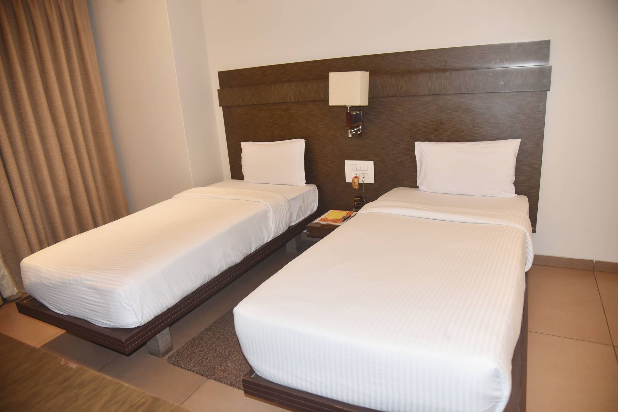 The Manor Corporate Room 2