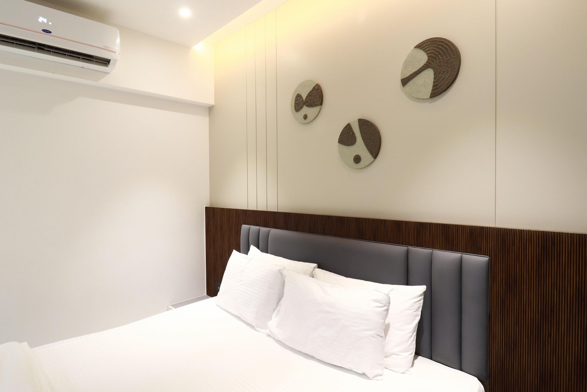 Hotel Lemore Stay & Dine