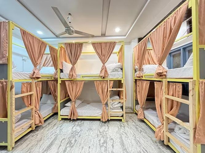 6 Bed Mixed Non AC Dormitory