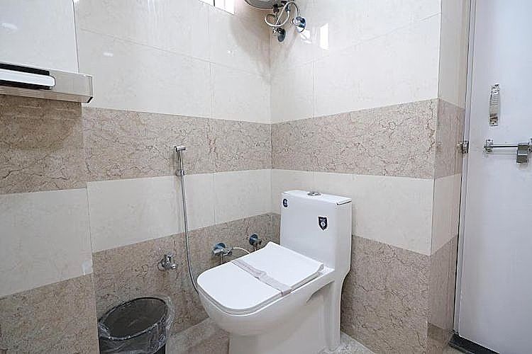 6 Bed Mixed Non AC Dormitory