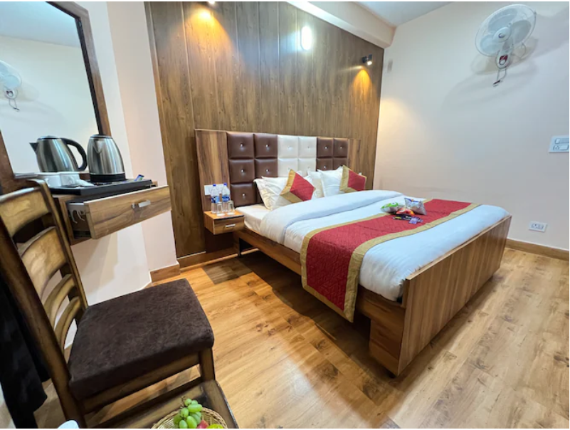 Deluxe Room Without Balcony non View