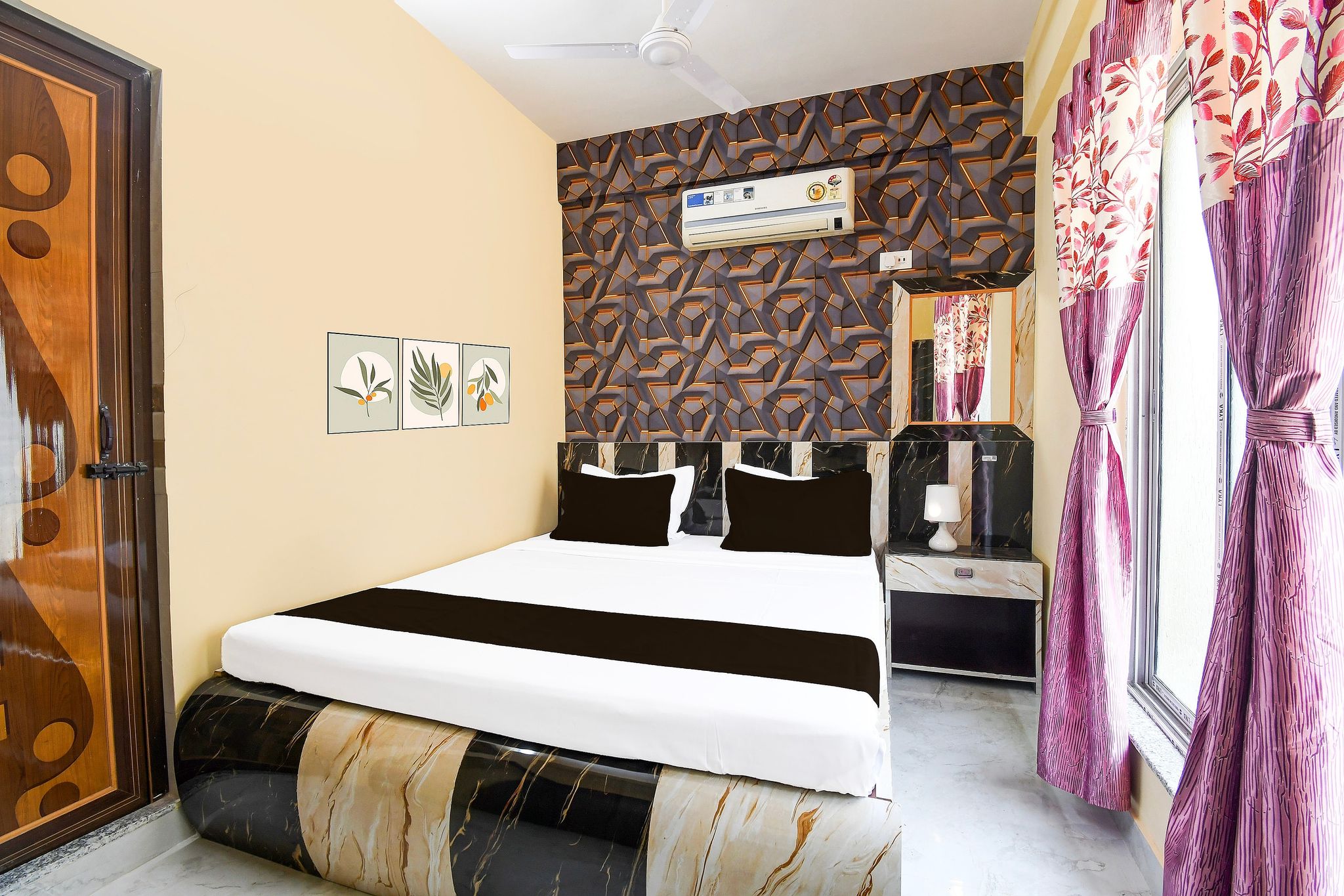Hotel O Shivam Regency Near Acropolis Mall Classic 2