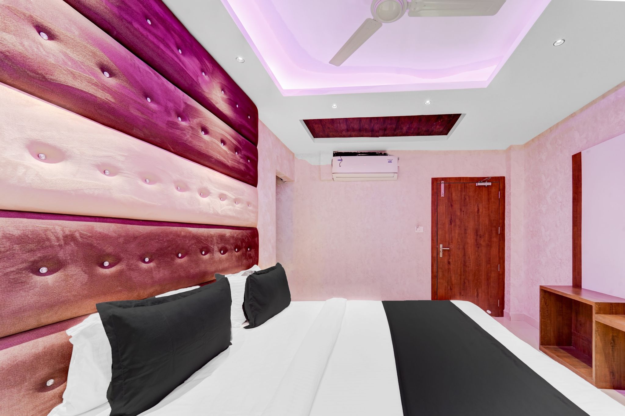 Super Townhouse La Vista Classic 14