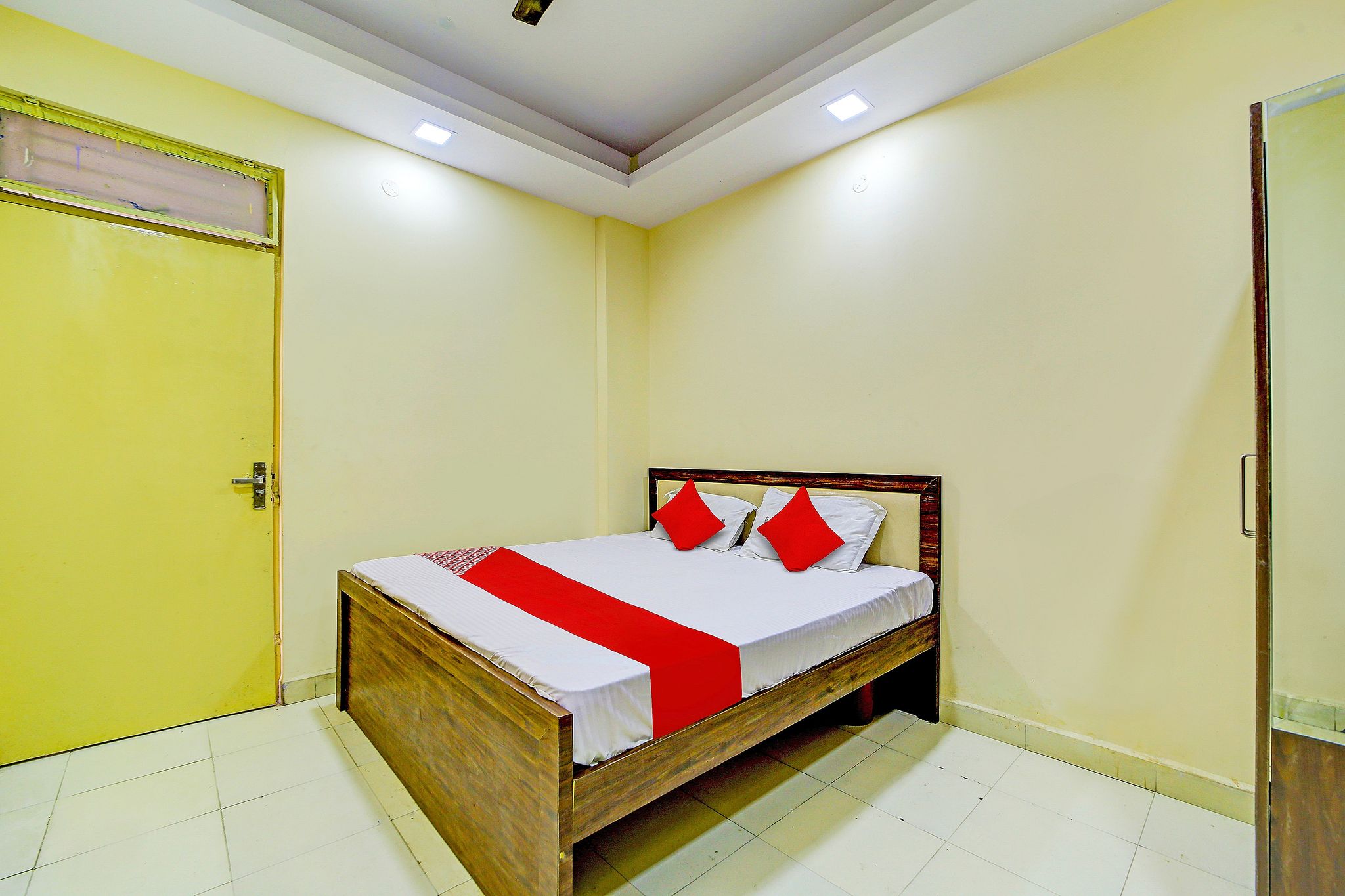 Hotel O The Happy Land Hotel & Cafe Classic 7