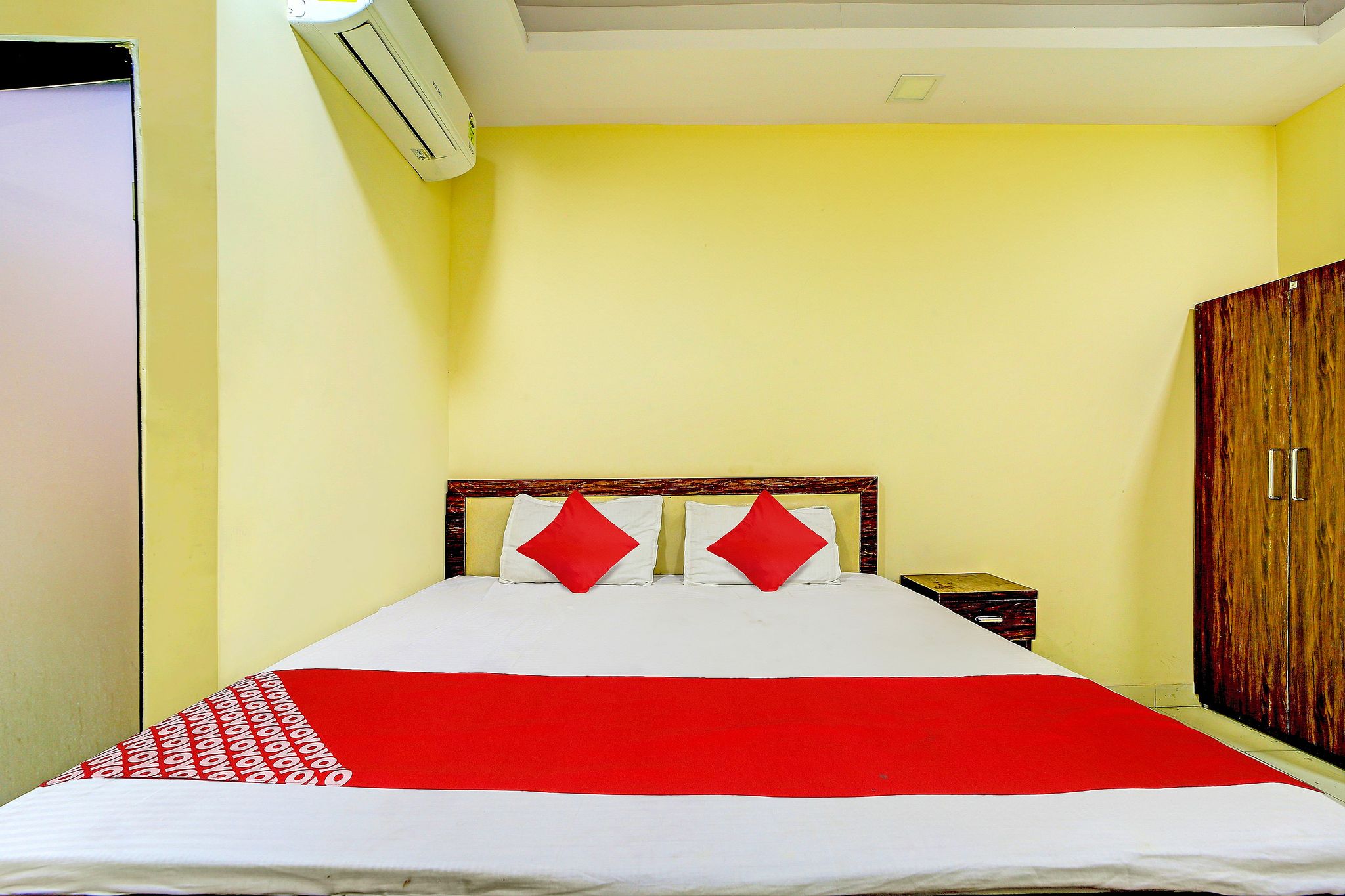 Hotel O The Happy Land Hotel & Cafe Classic 12